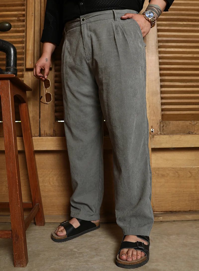 انستافاب بلس بنطلون رجالي مخملي رمادي عتيق مطوي مقاس كبير بخصر متوسط وقصة مستقيمة وإغلاق بأزرار للاستخدام اليومي المريح