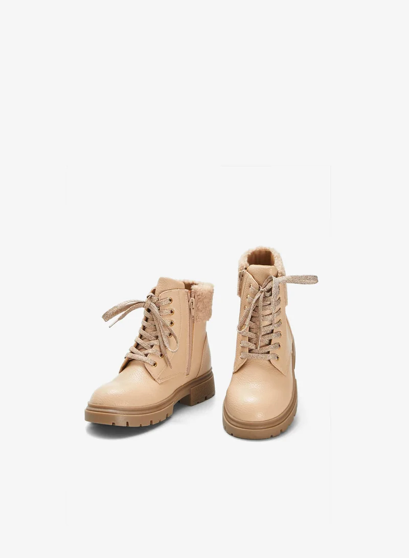 Kiabi Faux Fur-Lined Ankle Boots Beige