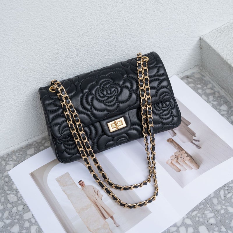 The First Layer Of Cowhide Small Fragrant Style Camellia Small Square Bag New Leather Women'S Bag Texture Foreign Style Diamond Lattice Chain Bag - Image 1