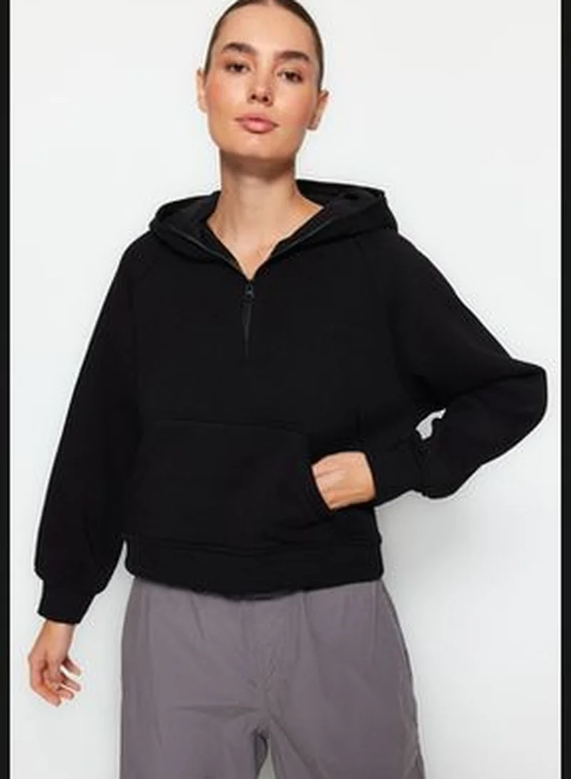 trendyol Black Hoodie with Zipper, Relaxed-Cut Crop, Fleece Inside, Knitted Sweatshirt TWOAW24SW00115.
