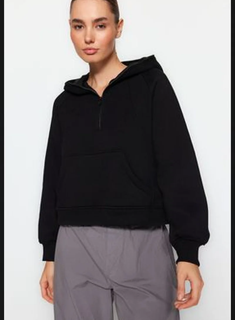 trendyol Black Hoodie with Zipper, Relaxed-Cut Crop, Fleece Inside, Knitted Sweatshirt TWOAW24SW00115.