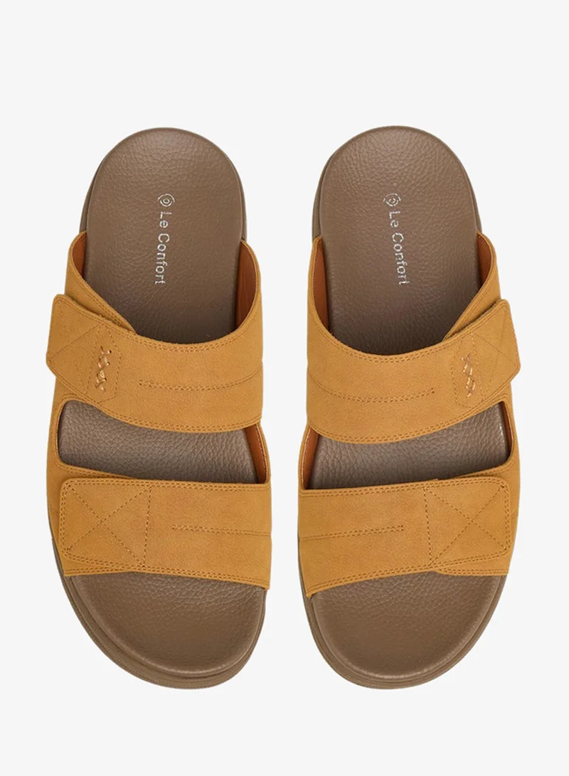 لو كونفورت صنادل رجالية مريحة سهلة الارتداء