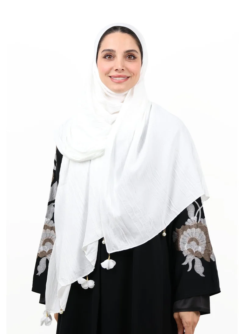 جميلة شيلة قطن كريب ممتازة مزينة بشرابات الورد القماشية وحبات اللؤلؤ (أبيض ناصع)