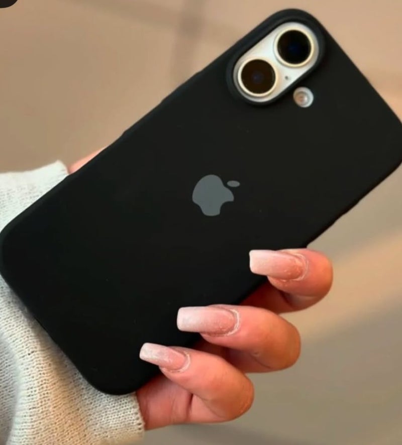 جراب سيليكون لهاتف ايفون 16 – تصميم نحيف مضاد للصدمات ببطانة داخلية ناعمة لحماية إضافية لظهر الهاتف من الخدوش مع حماية للكاميرا والشاشة وقبضة مانعة للانزلاق -أسود - Image 2