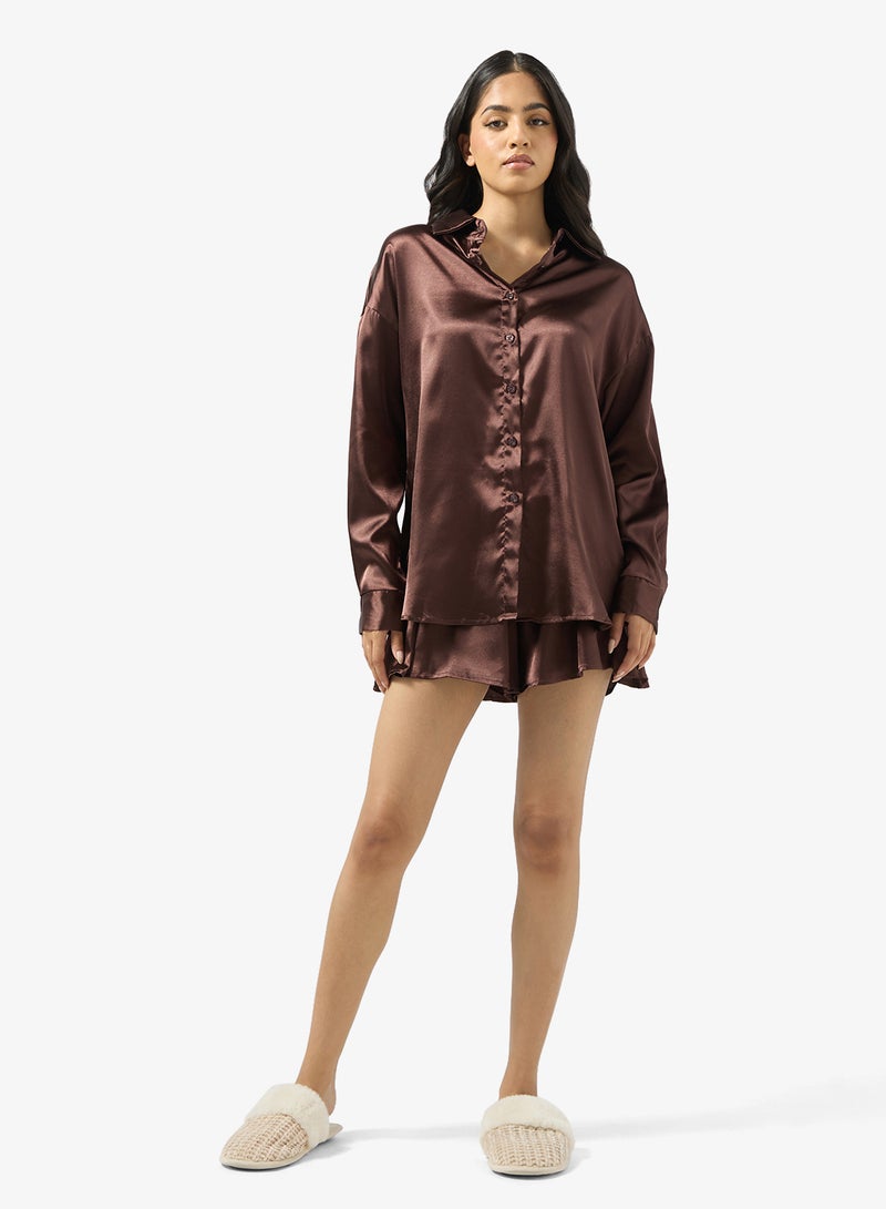 جينجر طقم بيجامة ساتان بأزرار و شورت - Image 5