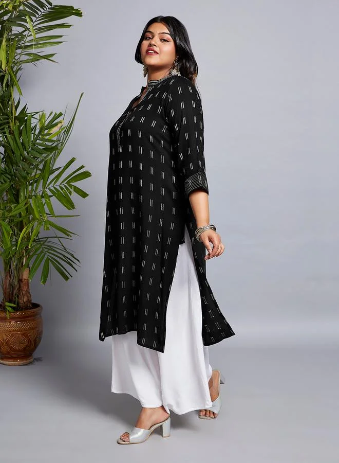 جلو باص كورتا بمقاس كبير وتفاصيل مزخرفة