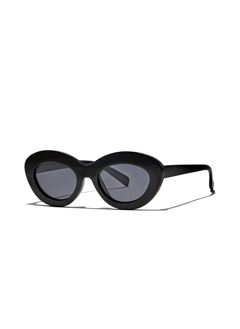 Blackout Rosie,Women Sunglasses, Oval Sunglasses, UV Protection: UV400 (Black,Black)