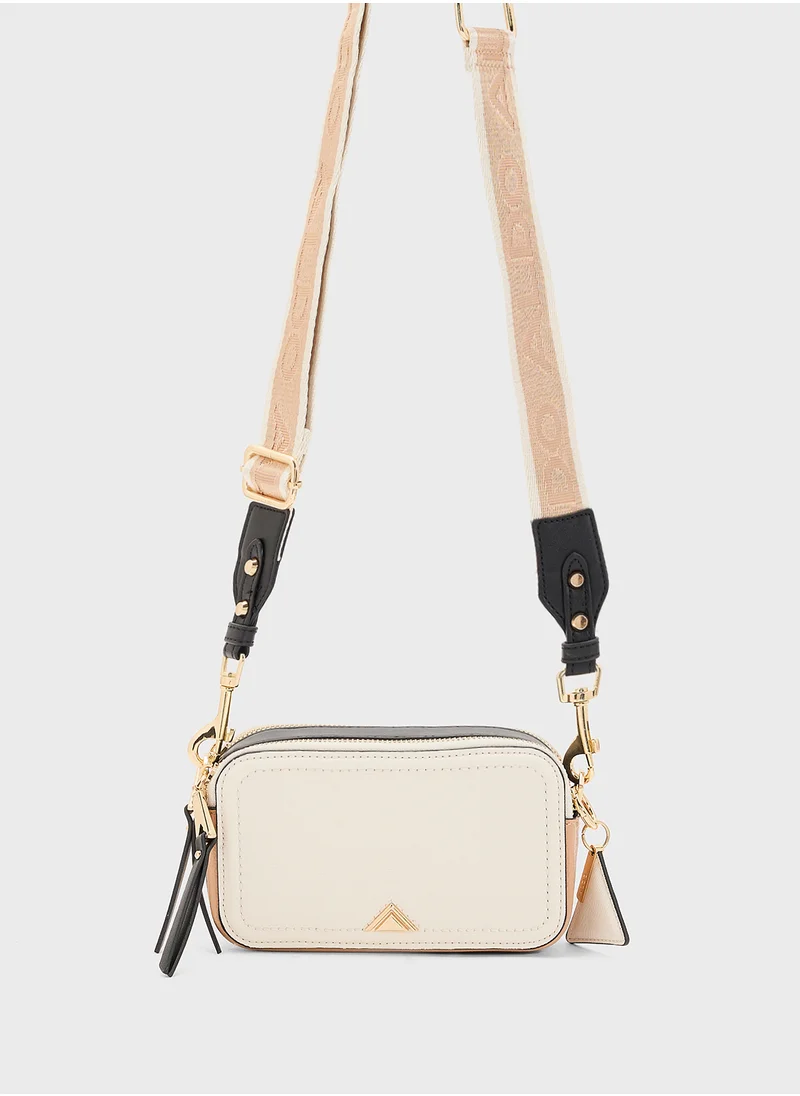 الدو Dwuma Crossbody