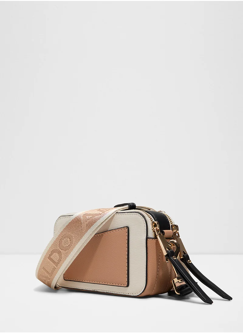 الدو Dwuma Crossbody