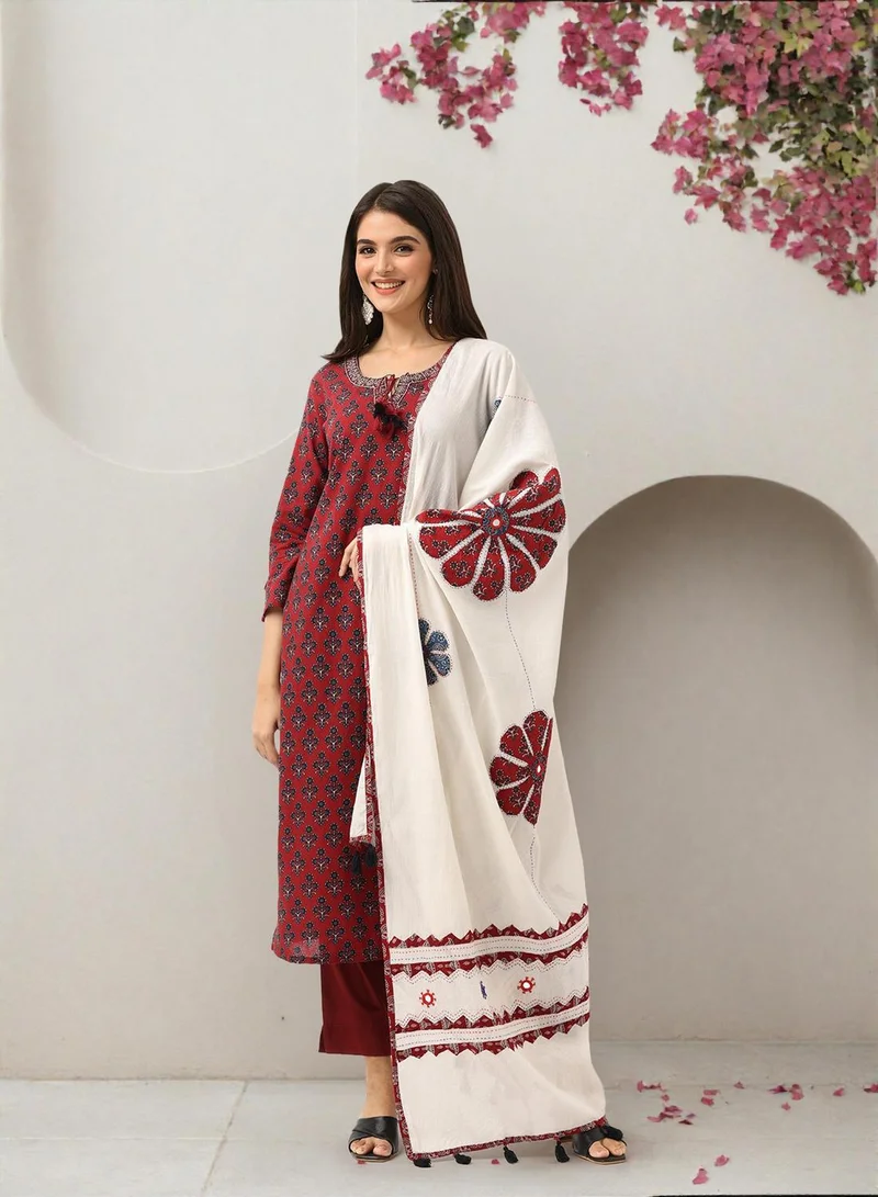 WOMEN Maroon Cotton Kurta Sets 3pcs sets