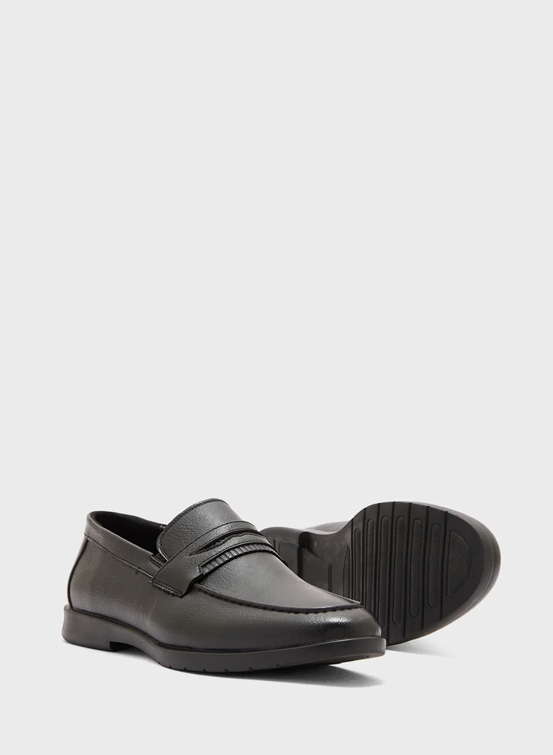 Robert Wood Saddle Details Classic Formal Slip Ons