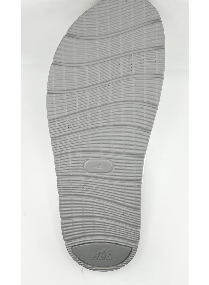 النهام صنادل رجالية عربية – خفيفة الوزن وناعمة للغاية مع تهوية مثالية | نعل مرن، مقاوم للانزلاق، مقاوم للماء والروائح | مثالية للاستخدام الخارجي، الكاجوال واليومي - Image 3