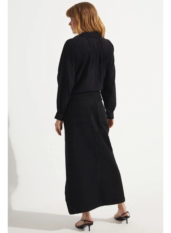 جون June Asymmetric Closure Jean Skirt Black