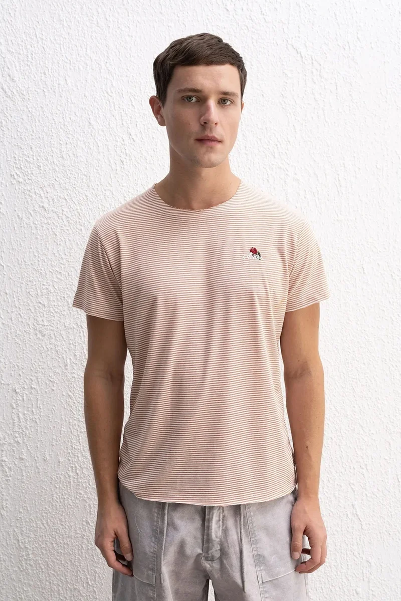 GIESTO Striped Embroidered Crew Neck T-Shirt