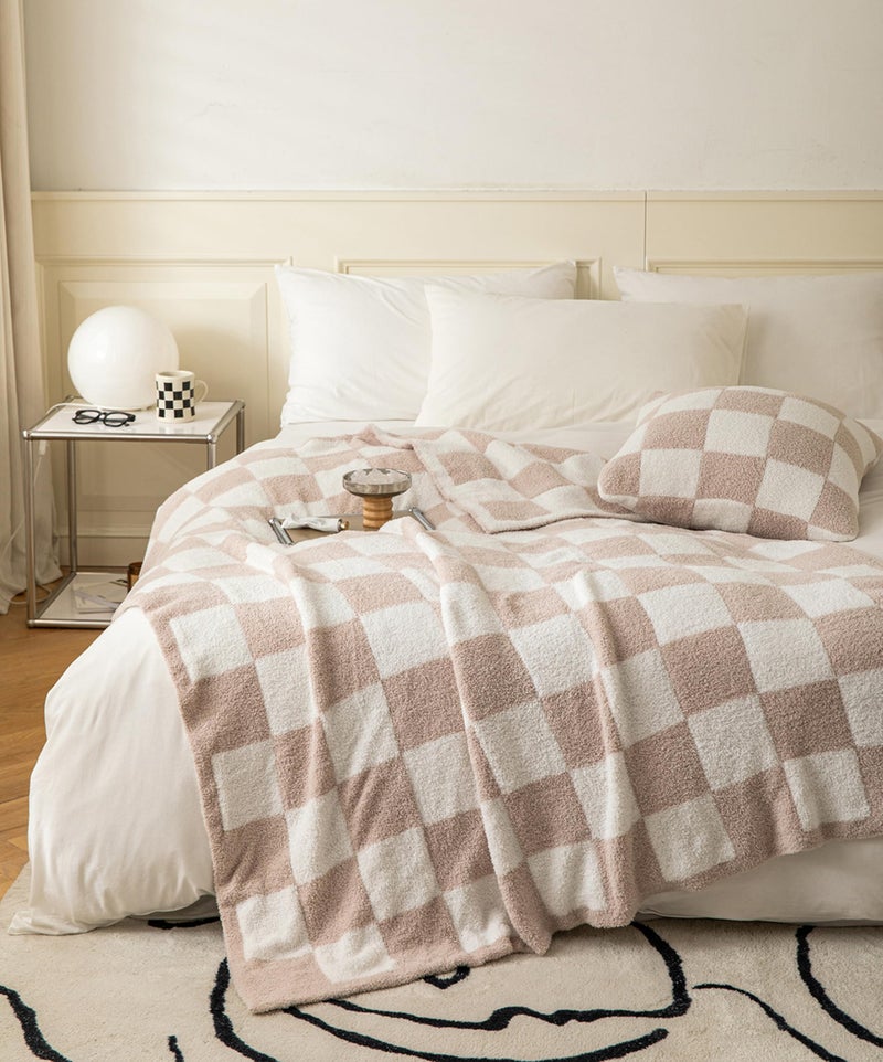 REPRECONF Ultra Soft Cozy Buffalo Checkerboard Grid Fluffy Microfiber Knitted Bed Blanket Super Soft Cozy Lightweight Fleece Checkered Bed Blanket for Sofa Couch Bed Travel Cream Twin Size 60X80