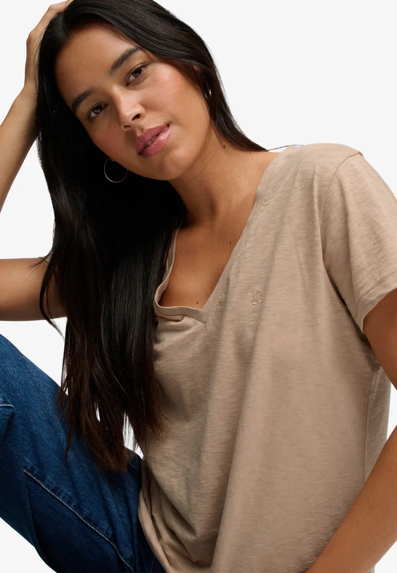 Superdry  Studios Slub Embroidered T-Shirt for Women | Best Price UAE