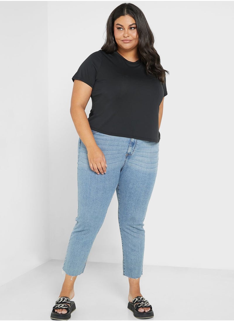 Vero Moda Curve - Crew Neck Knitted Top - Image 1