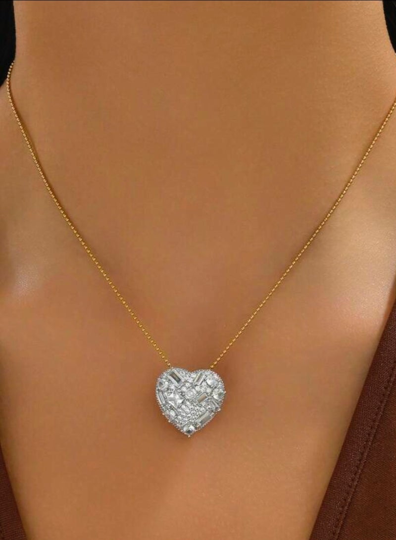 إيكوال سلسال نسائي انيق مصنوع من الاستانلس ستيل مطلي باللون الذهبي عيار 18 بتعليقة قلب مرصعة بالزركون - Image 4