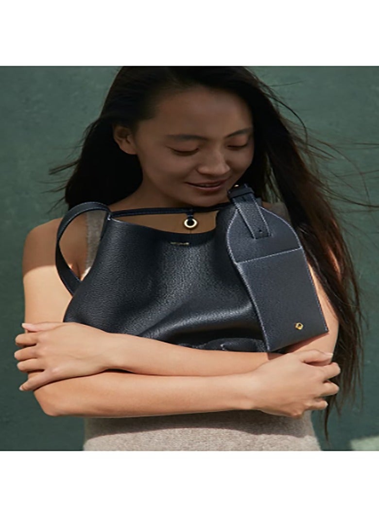 Songmont Crossbody Bag in a Bucket Design: Your Ideal Companion for Hands - Free Mobility - Image 3