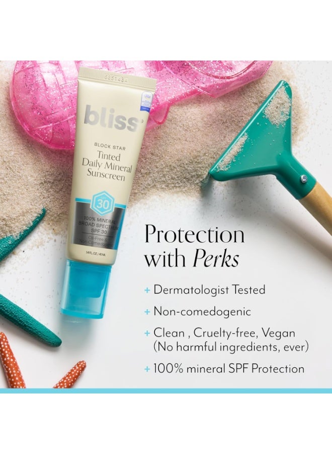 BLISS واقي الشمس الملون اليومي غير المرئي Bliss Block Star SPF 30 مع أكسيد الزنك، واقي من الشمس وبرايمر للمكياج - واقي من الشمس واسع الطيف معدني بنسبة 100% مع مزيج من ثاني أكسيد التيتانيوم ومضادات الأكسدة، - 1.4 أونصة سائلة. - Image 5