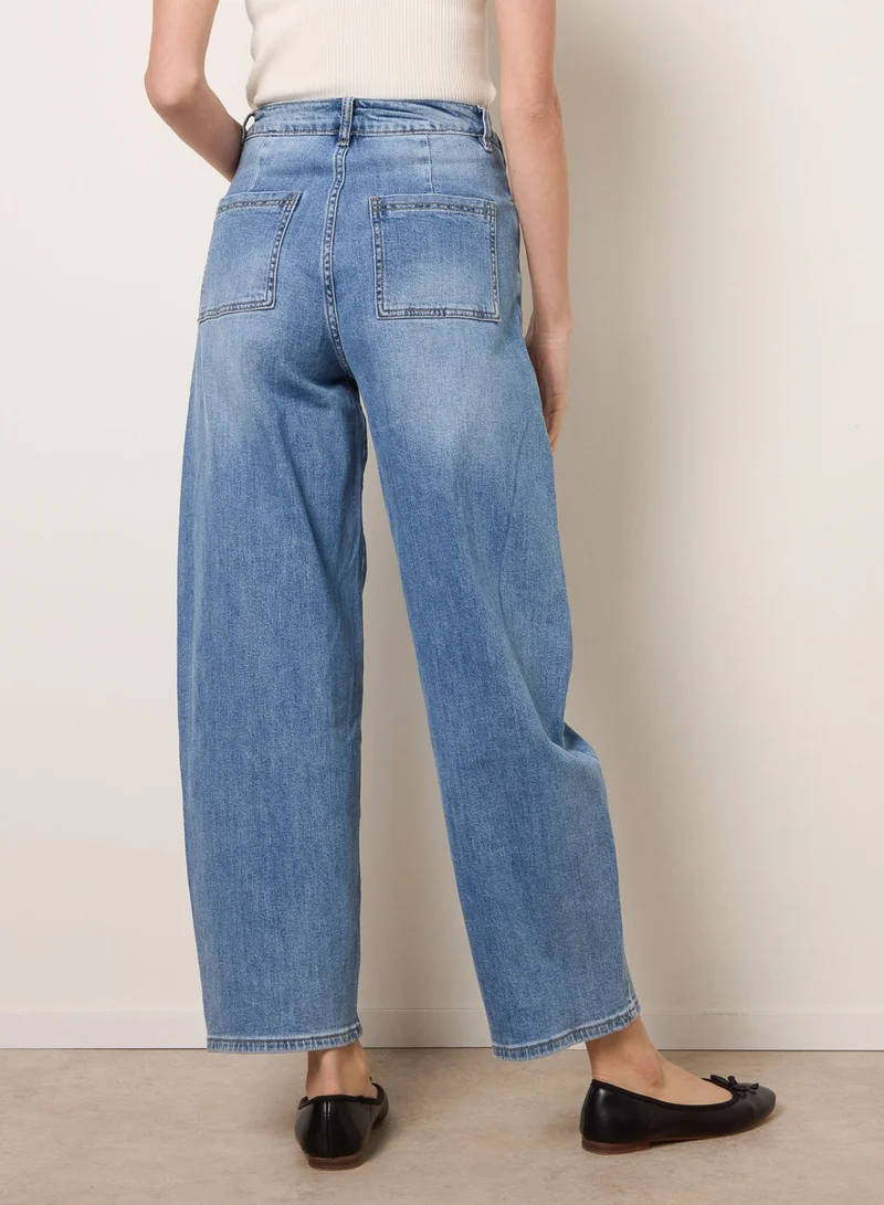 بلو فانيلا Barrel Leg Stretch Jeans