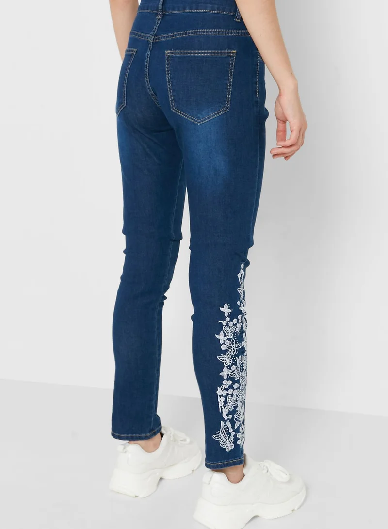 Ginger Embroidered Skinny Fit Jeans