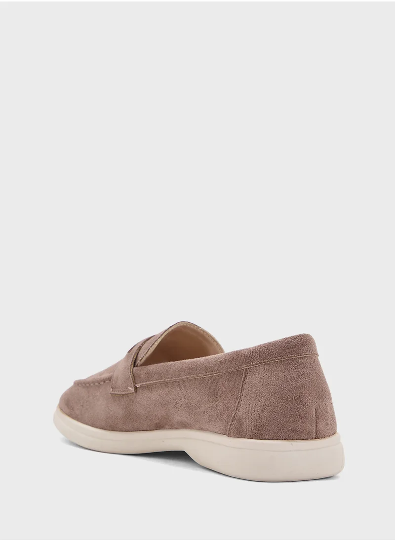 ذا براون Ladies Penny Loafer