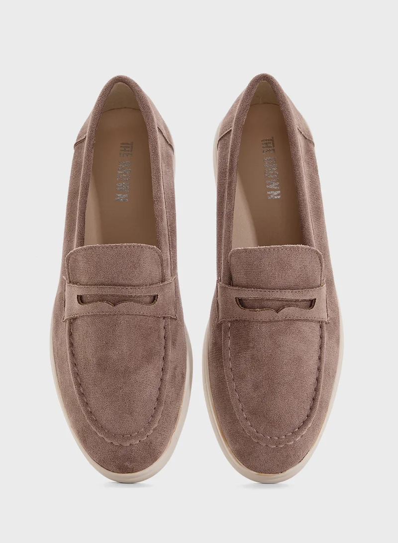 ذا براون Ladies Penny Loafer