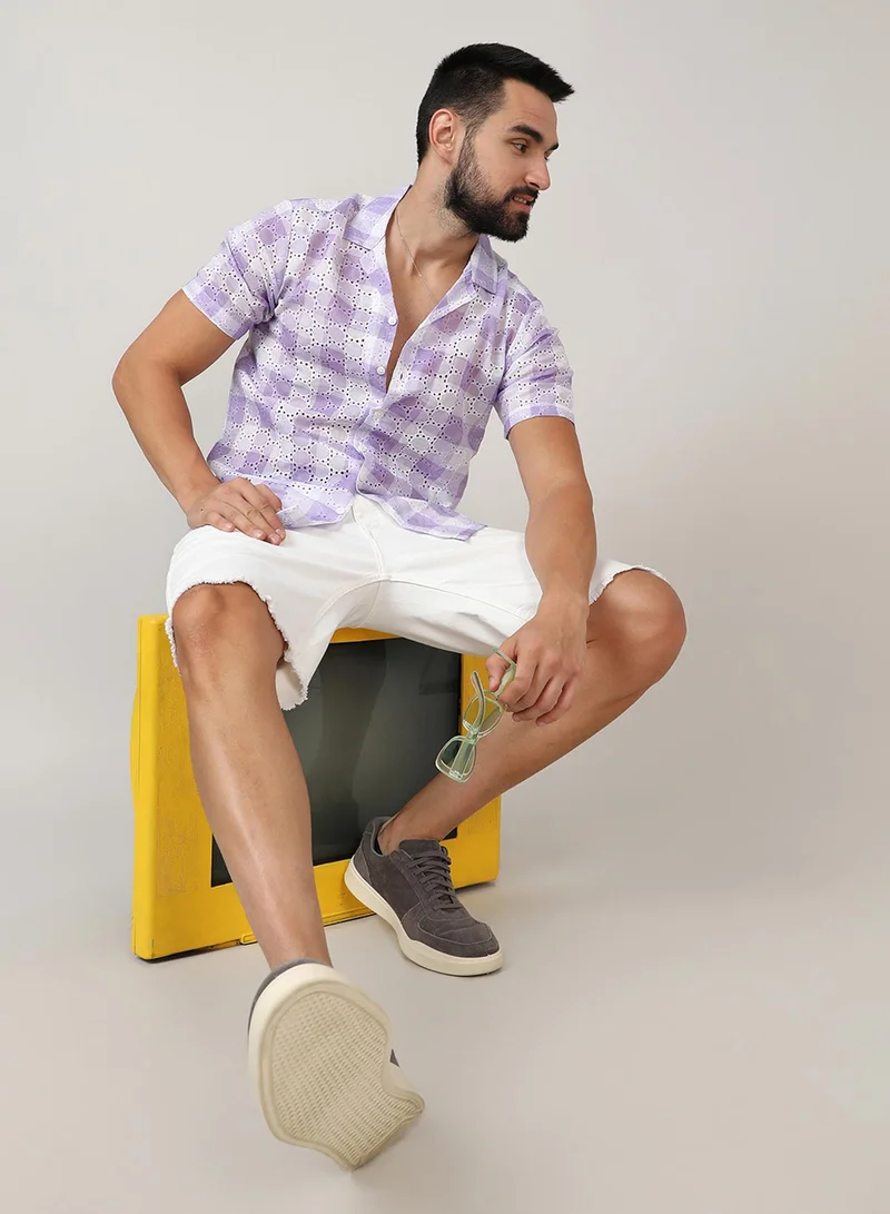 Campus Sutra Campus Sutra Men's Lavender & Chalk White Buffalo Check Shirt For Casual Wear | Spread Collar | Short Sleeve | Button Closure | Shirt Crafted With Comfort Fit For Everyday Wear