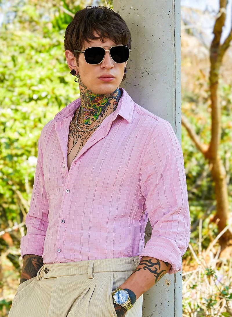 Campus Sutra Campus Sutra Men's Rose Pink Crumble-Revival Shirt For Casual Wear | Spread Collar | Long Regular Sleeves | Button Closure | Shirt Crafted With Comfort Fit For Everyday Wear