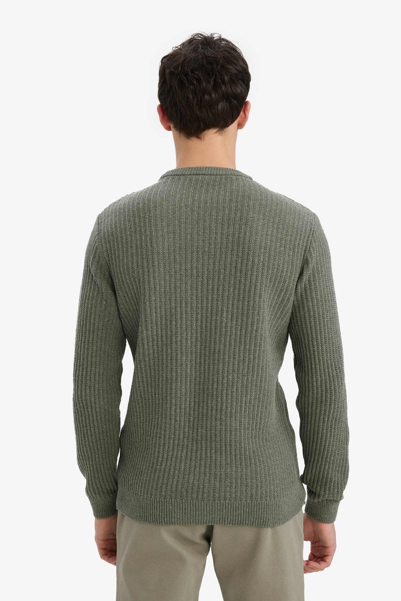 DeFacto Green Man Standard Fit Crew Neck Knitwear Pullover Casual - Image 4