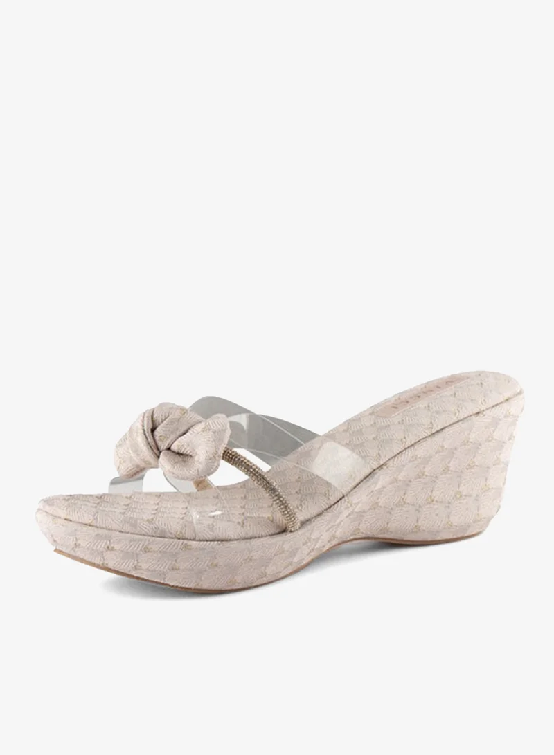 فينتشي صنادل إسفين متعددة الأشرطة للنساء