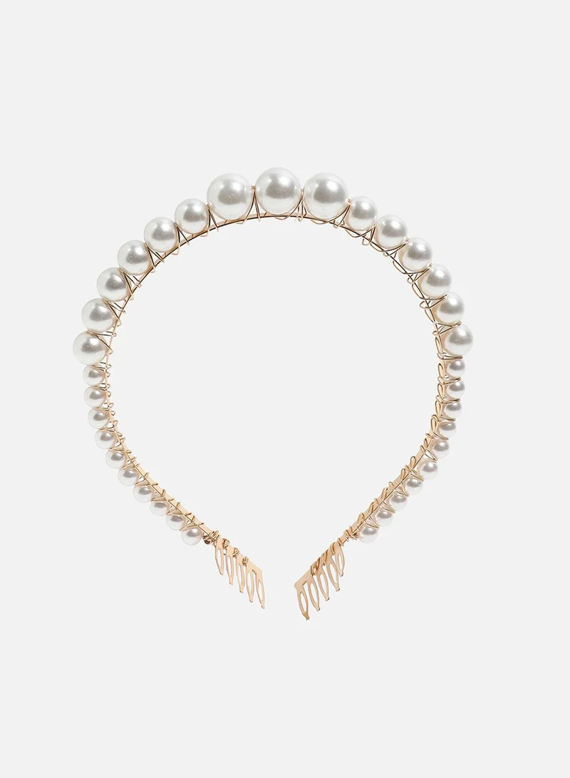 سوهي لحظات مبهرة: ربطة شعر سوهي الساحرة