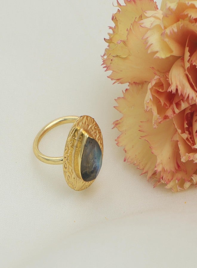 Dua DuaLabradorite Adjustable Pear Ring – Elegant Gold-Plated Brass Jewelry - Image 2