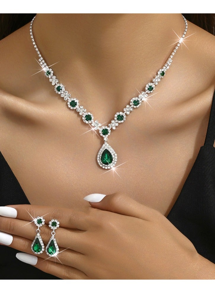 مجموعة من 3 قطع من أقراط الزيركون القلادة الخضراء للنساء ، مناسبة للارتداء في العشاء والاجتماعات - Image 1