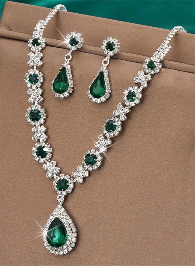 مجموعة من 3 قطع من أقراط الزيركون القلادة الخضراء للنساء ، مناسبة للارتداء في العشاء والاجتماعات - Image 3