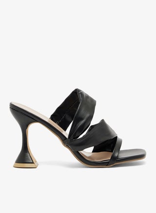 صنادل بكعب - pzsku/Z9527F453B71EAE07FCFBZ/45/1760352725/152bd695-6502-4888-9c29-7cd3b57df7bb