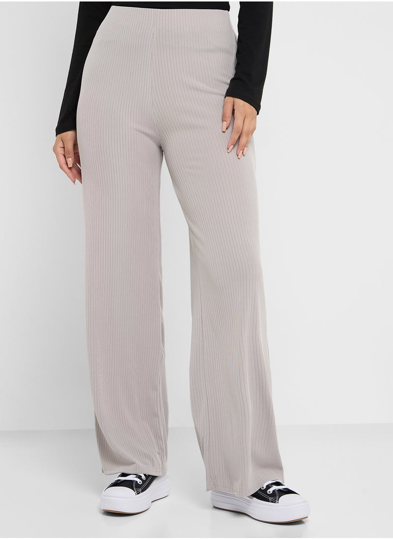 Ribbed Straight Pants - pzsku/Z952B77F38EEB918E4769Z/45/_/1729665050/6bff3ee9-2979-41f6-93a3-9283bdcda6e3