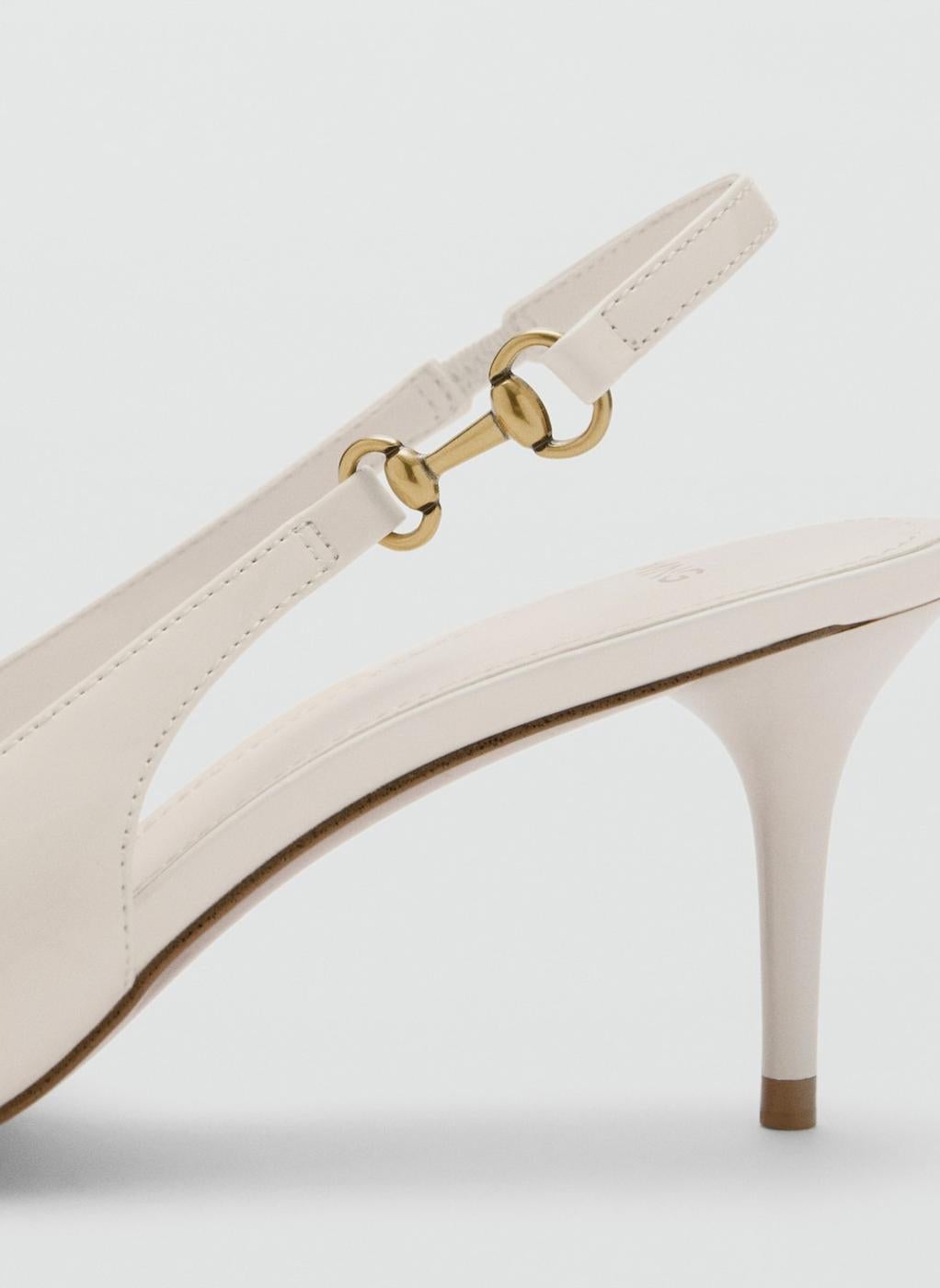 Heeled Shoes With Link Detail - https://f.nooncdn.com/p/pzsku/Z952C38814B51F79F5EDCZ/45/_/1738649756/1cfbd2d4-fd5e-4fb6-a84a-050f8931de5f.jpg?width=original