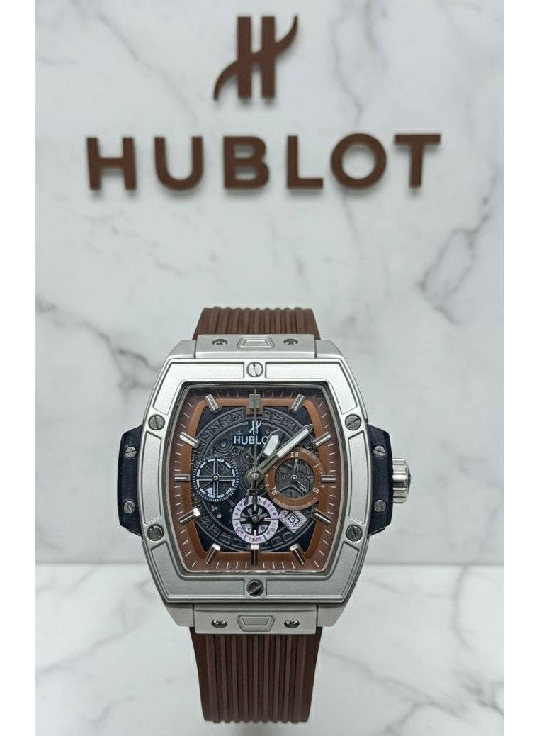 هوبلوت ساعة هوبلو للرجال كرونوجراف مربعة – ميناء بني مع سوار مطاطي