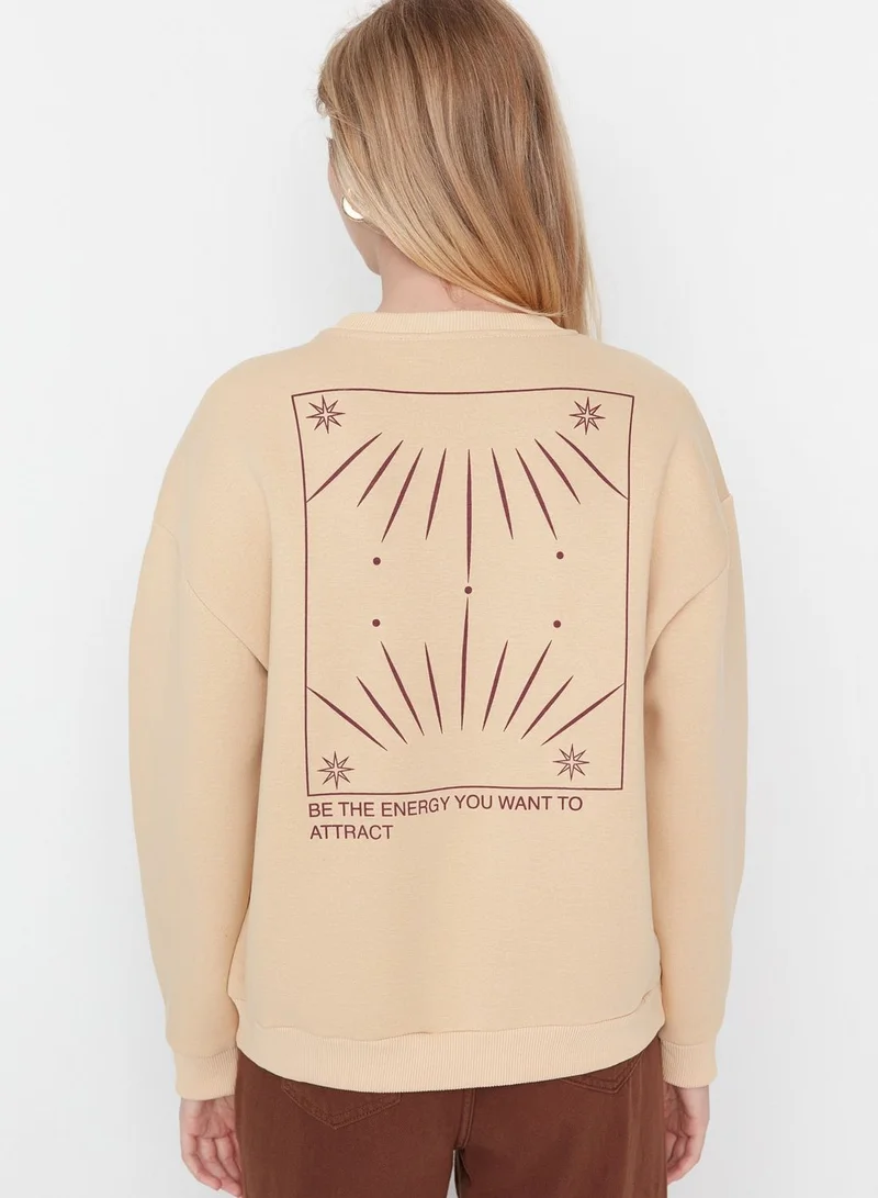 trendyol Crew Neck Graphic Sweatshirt
