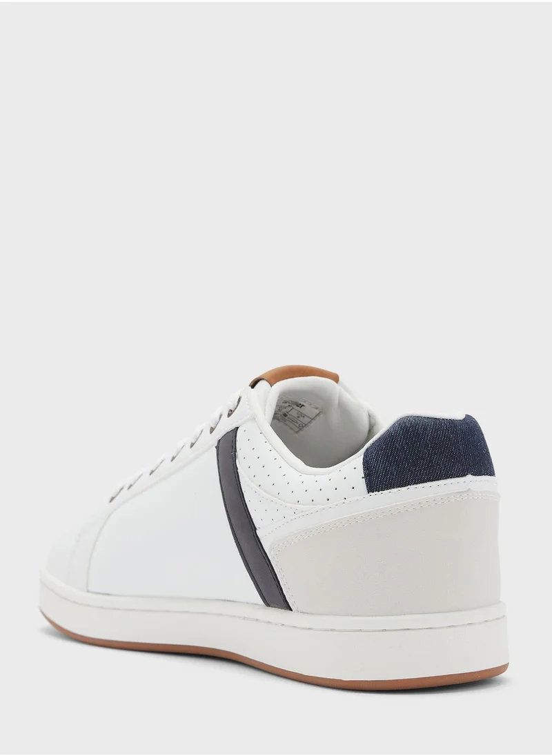 Wrangler Kit Low Top Sneakers