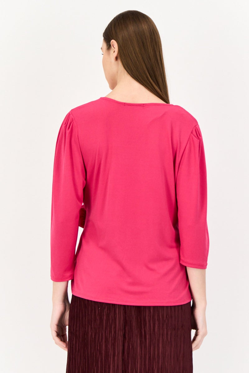 ADRIENNE VITTADINI بلوزة نسائية بأكمام طويلة على شكل حرف V، وردي - Image 2