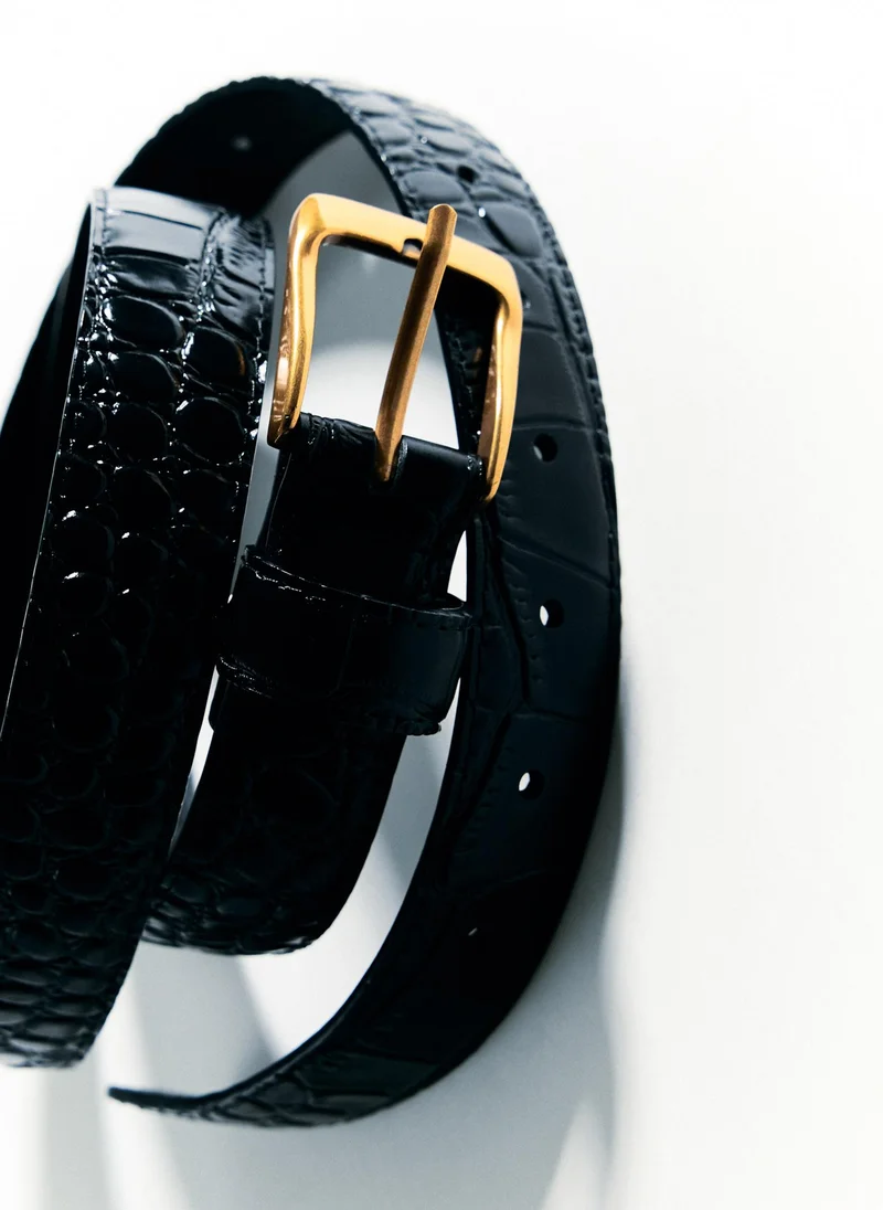 Lichi  Textured leather belt with golden buckle for Women | Best Price UAE