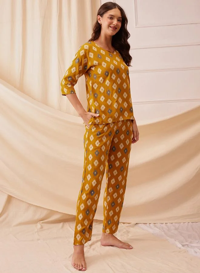 Clovia Clovia All-Over Print Notch Neck Top and Pyjama Set