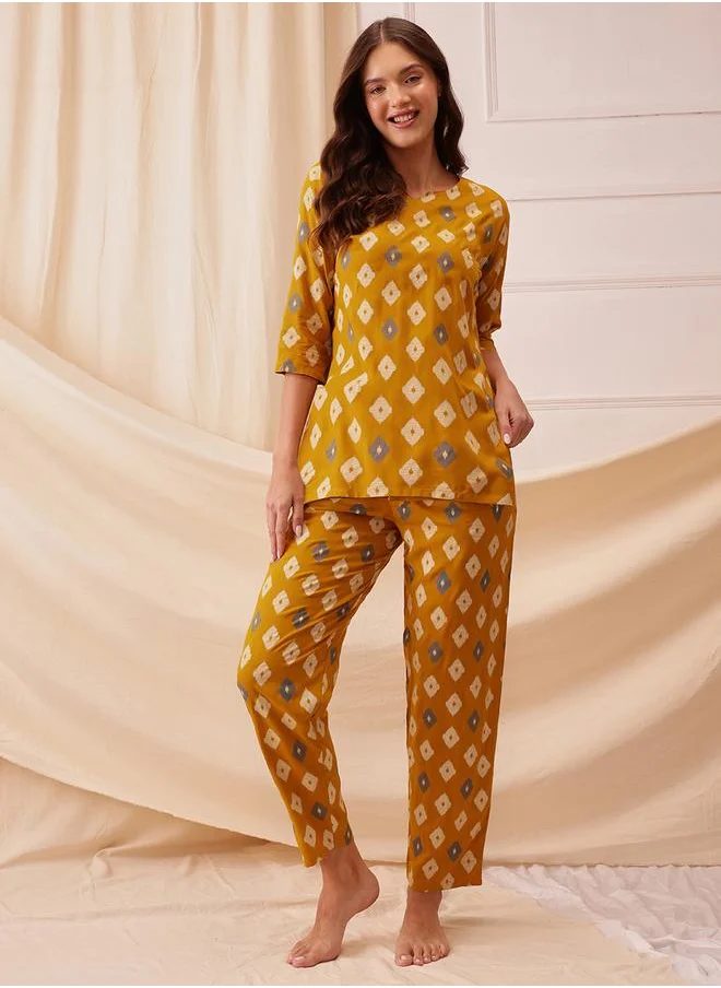 Clovia Clovia All-Over Print Notch Neck Top and Pyjama Set
