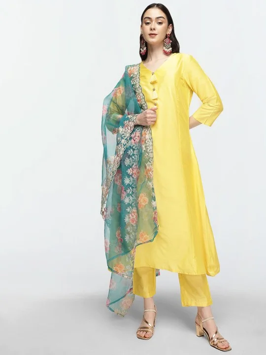 ISHIN Women'S Yellow Polyester Blend Embellished Tunic Full Length Pleat Front Straight Fit Kurta Set