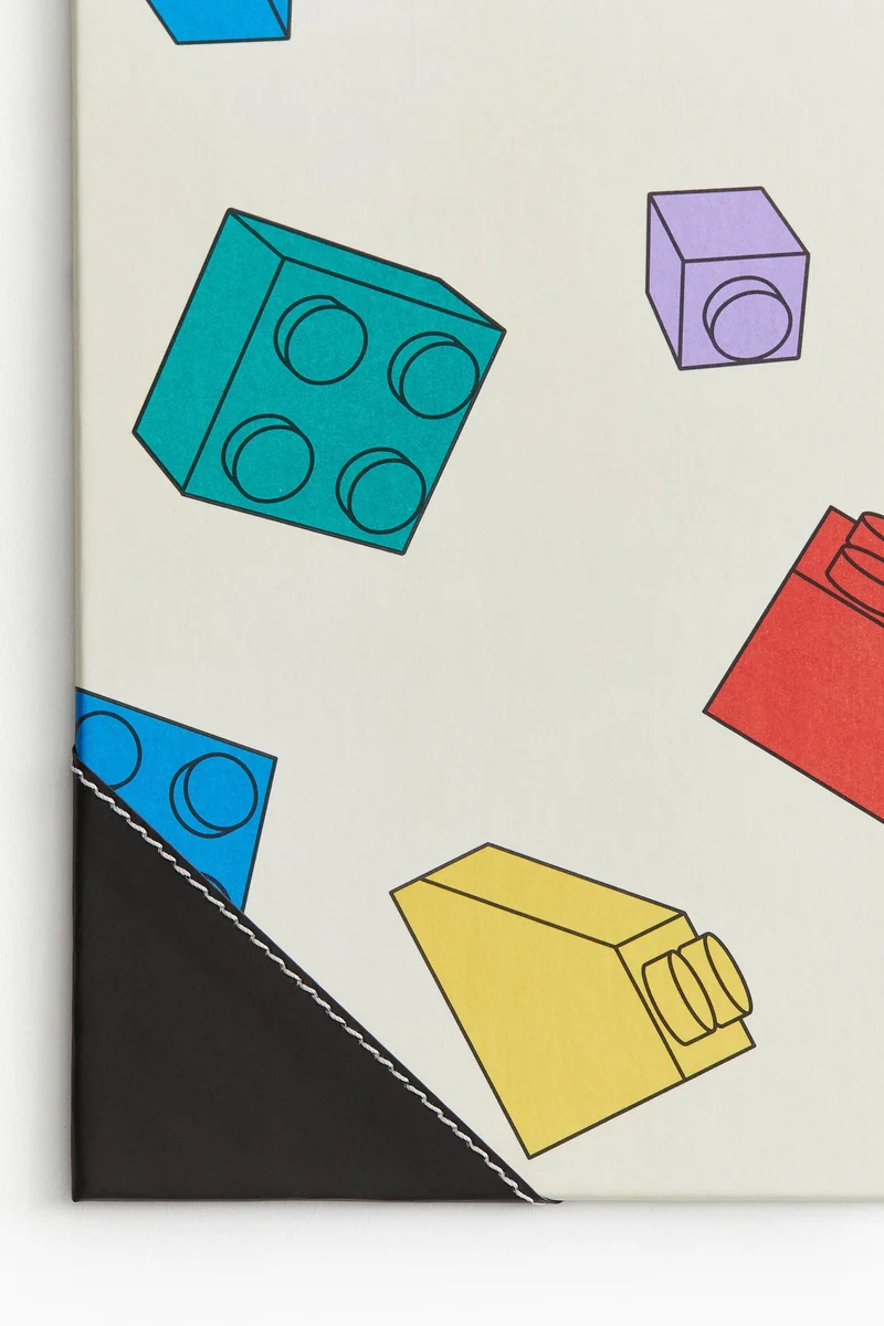 H&M Patterned desk pad