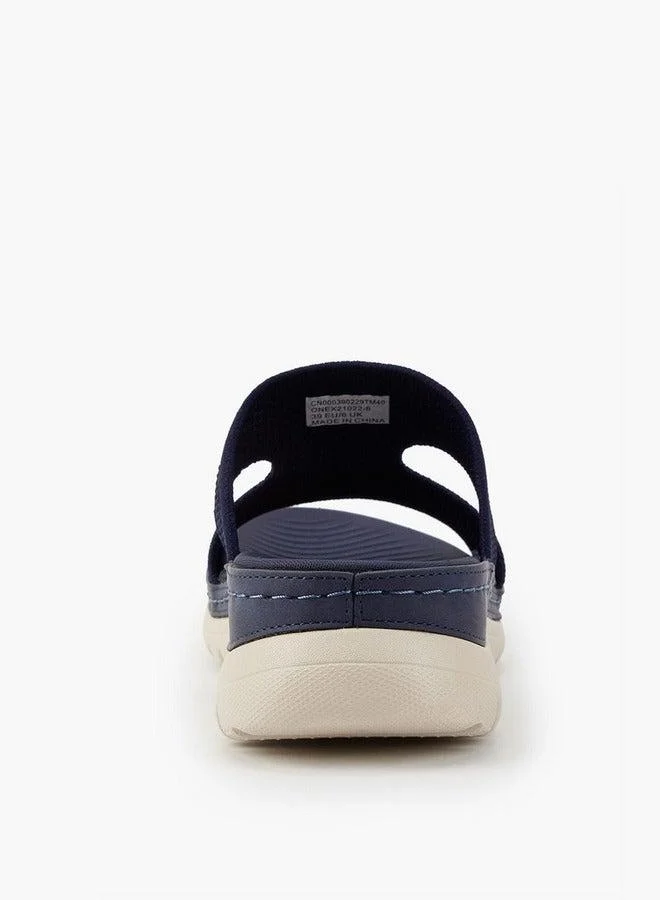 فلورا بيلا من شو إكسبرس صنادل سهلة الارتداء بنقوش