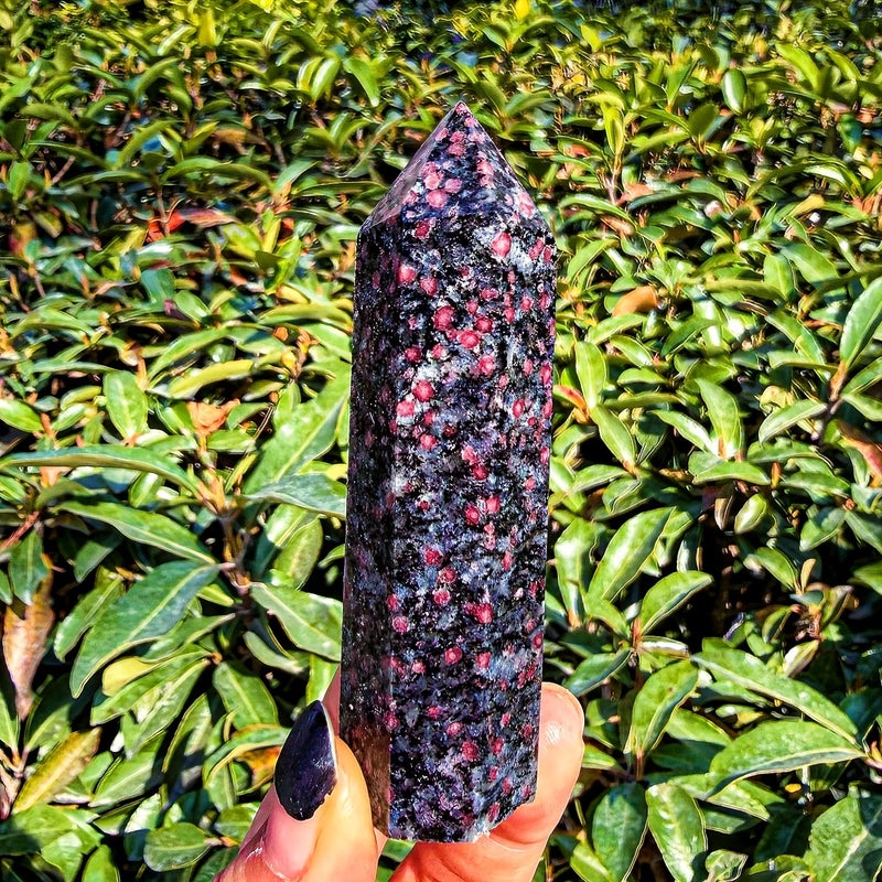 Natural Garnet Biotite Symbiotic Crystal Quartz Matrix Tower Pointed Stele 7 to 8cm Polished Stone Spiritual Gemstone Interior Decoration Crystal Array Combination Holiday Gift Personal Collection - Image 3